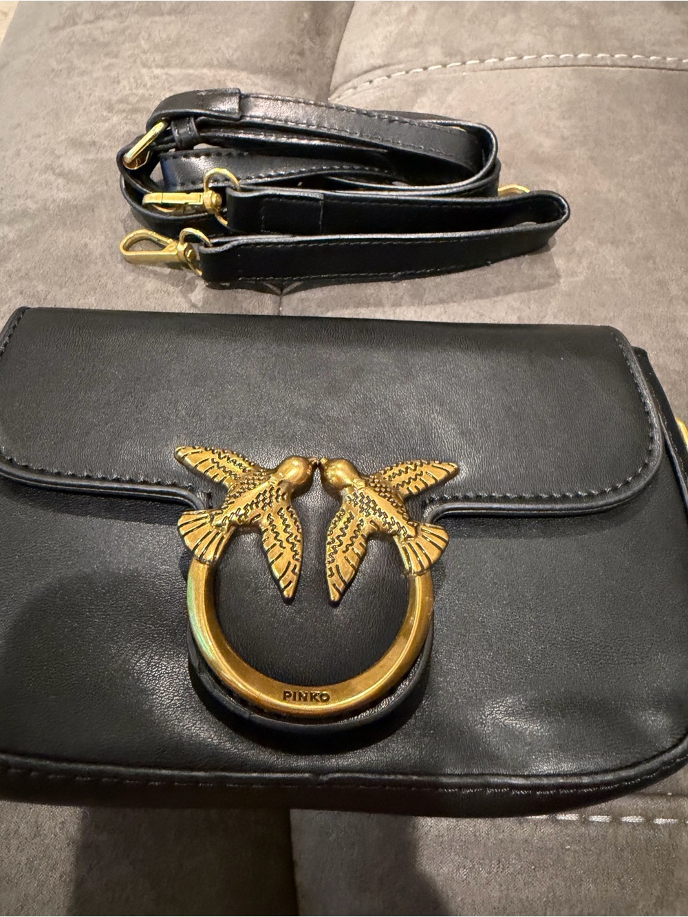 New designer inspired Black Leather Love Birds Crossbody Bag - Picture 2 of 8